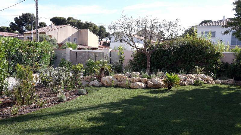 Création d'un jardin méditerranéen à Carry le Rouet en région Paca